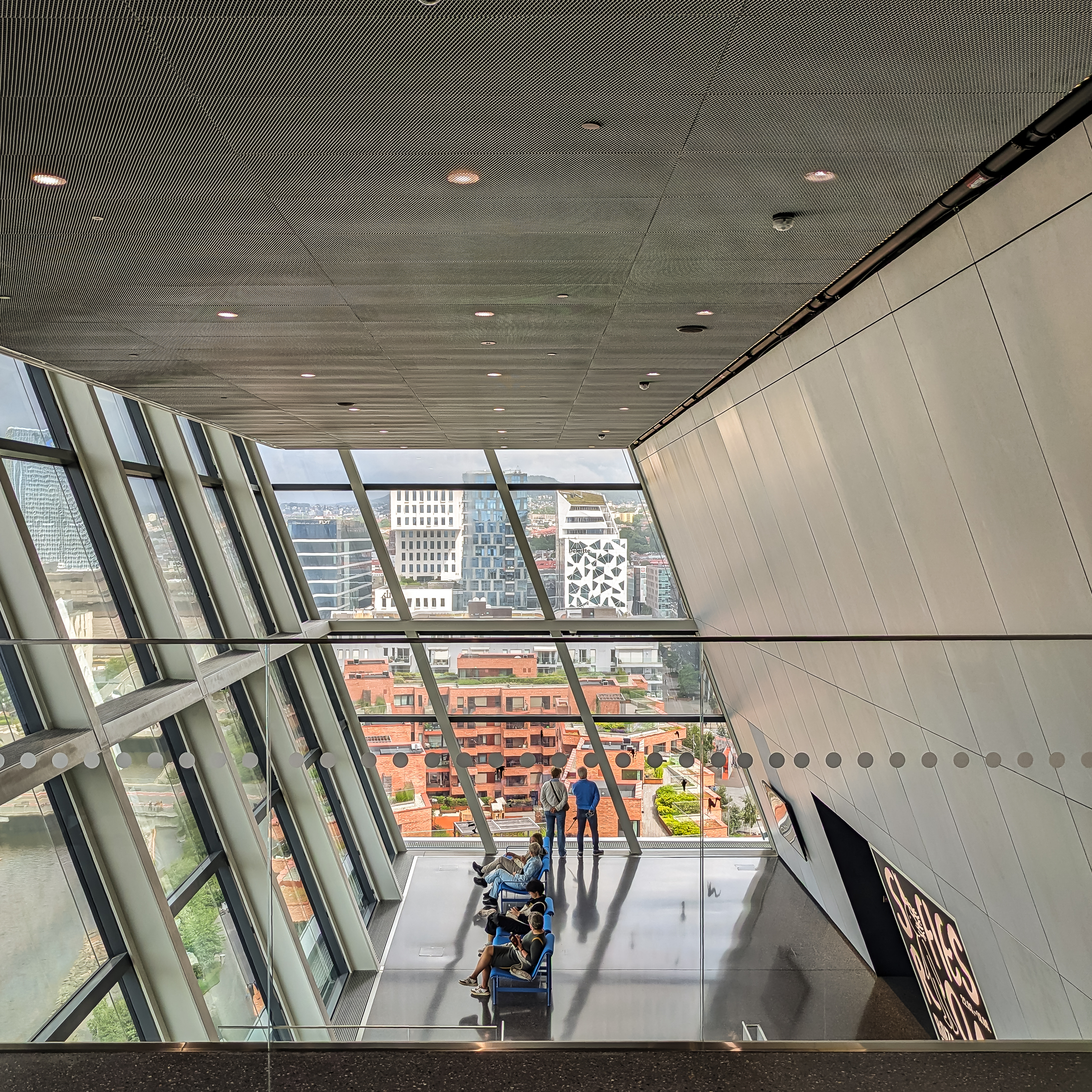 PXL_20240616_104805520.MP